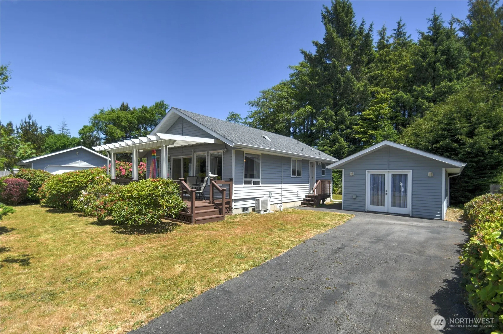 Property photo for 558 Meadow Avenue Ne, Ocean Shores