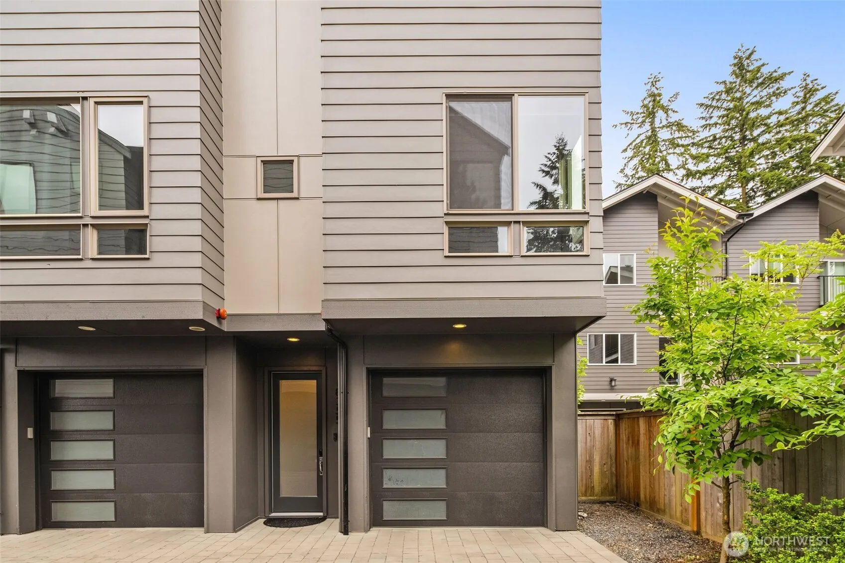 Property photo for 18355 3rd Avenue Ne, Shoreline
