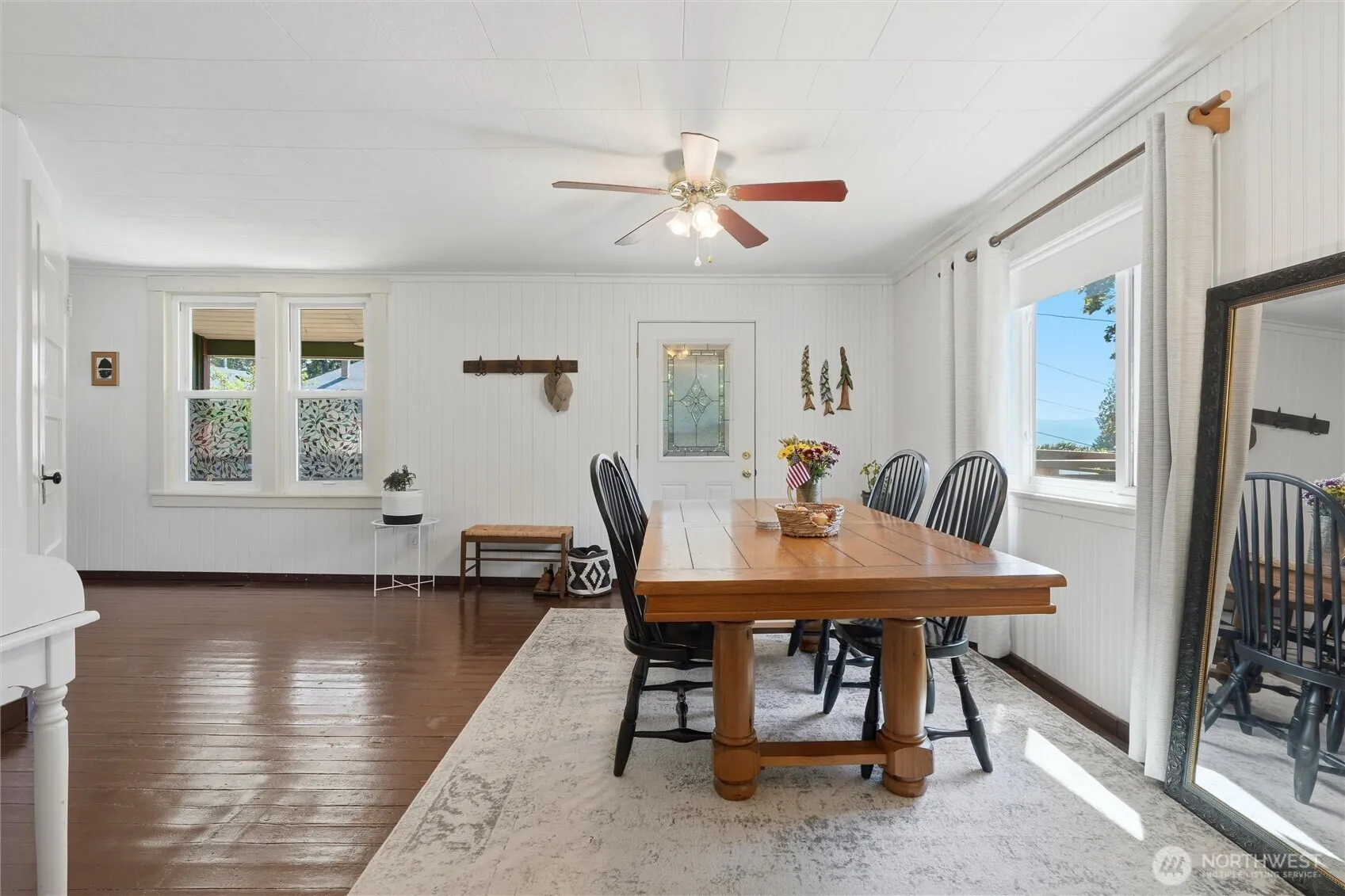 Property photo for 1313 Nw Couch Street, Camas photo 3