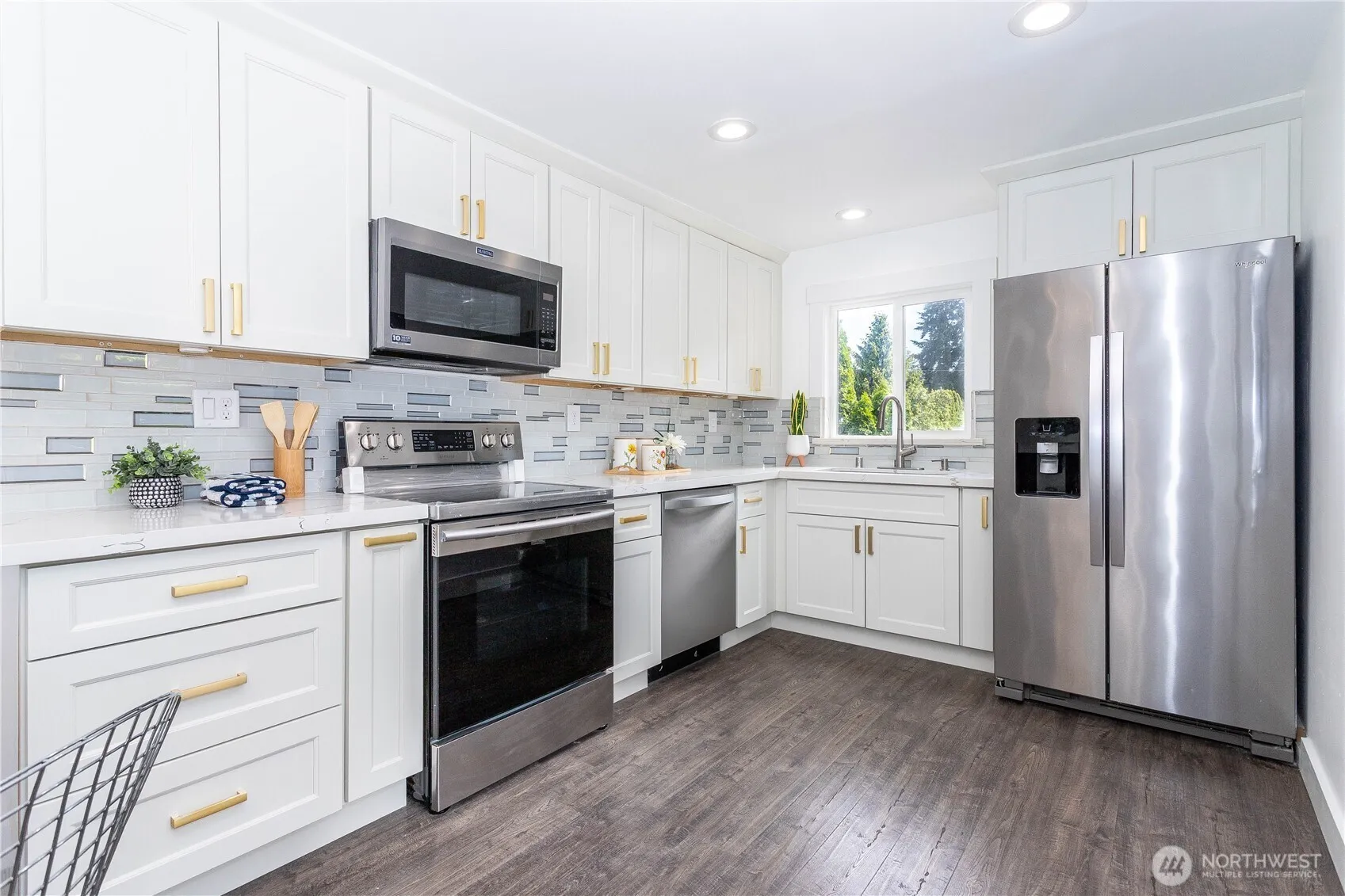 Property photo for 12260 3rd Avenue Sw, Burien photo 5