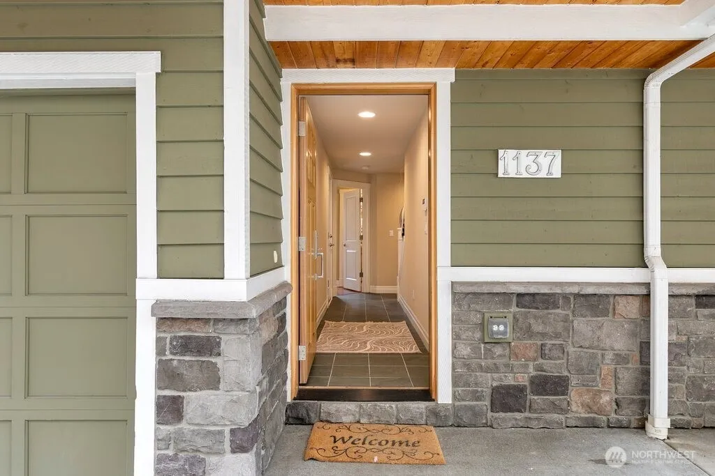 Property photo for 1137 26th Avenue, Seattle photo 4