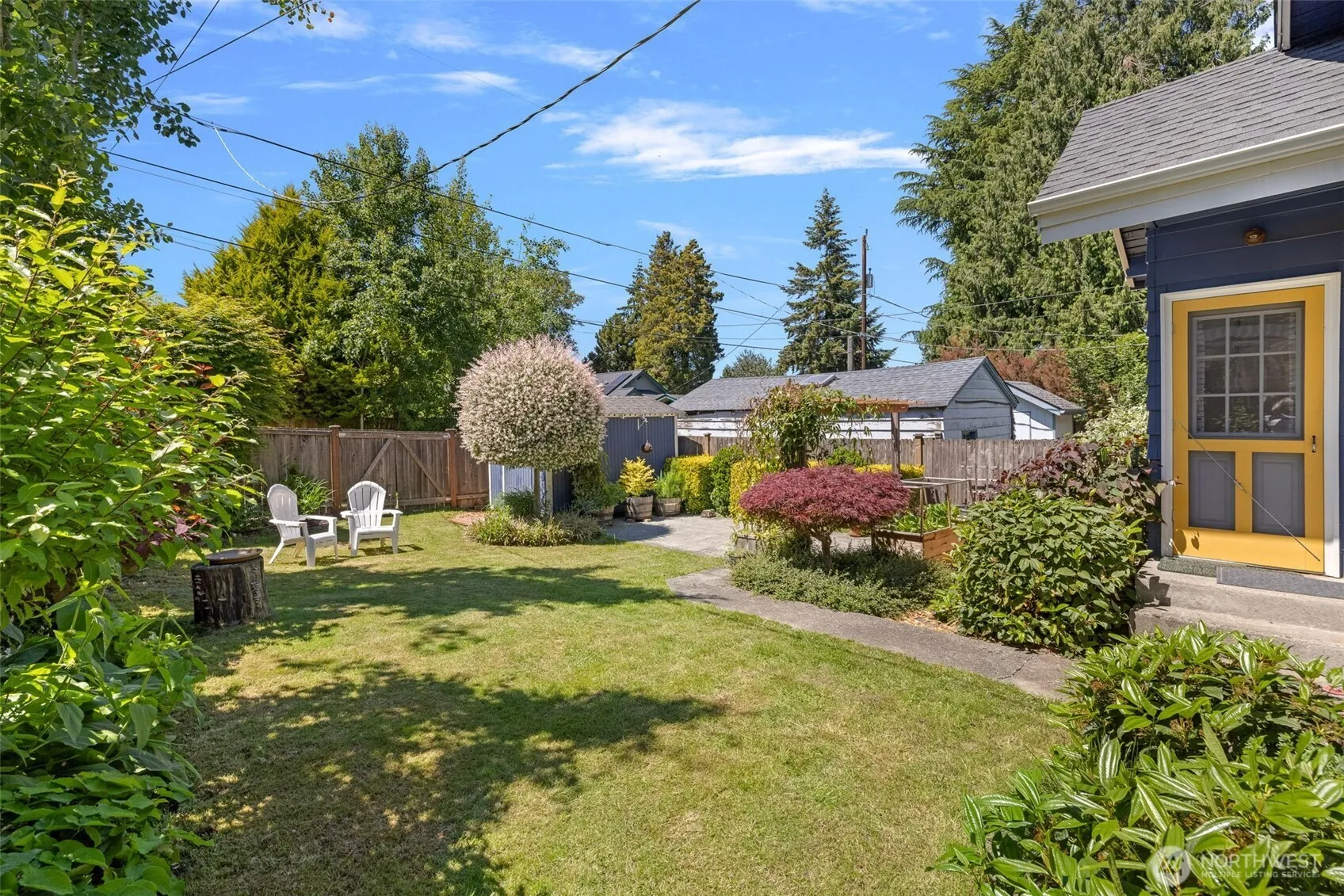 Property photo for 7729 12th Avenue Sw, Seattle photo 2
