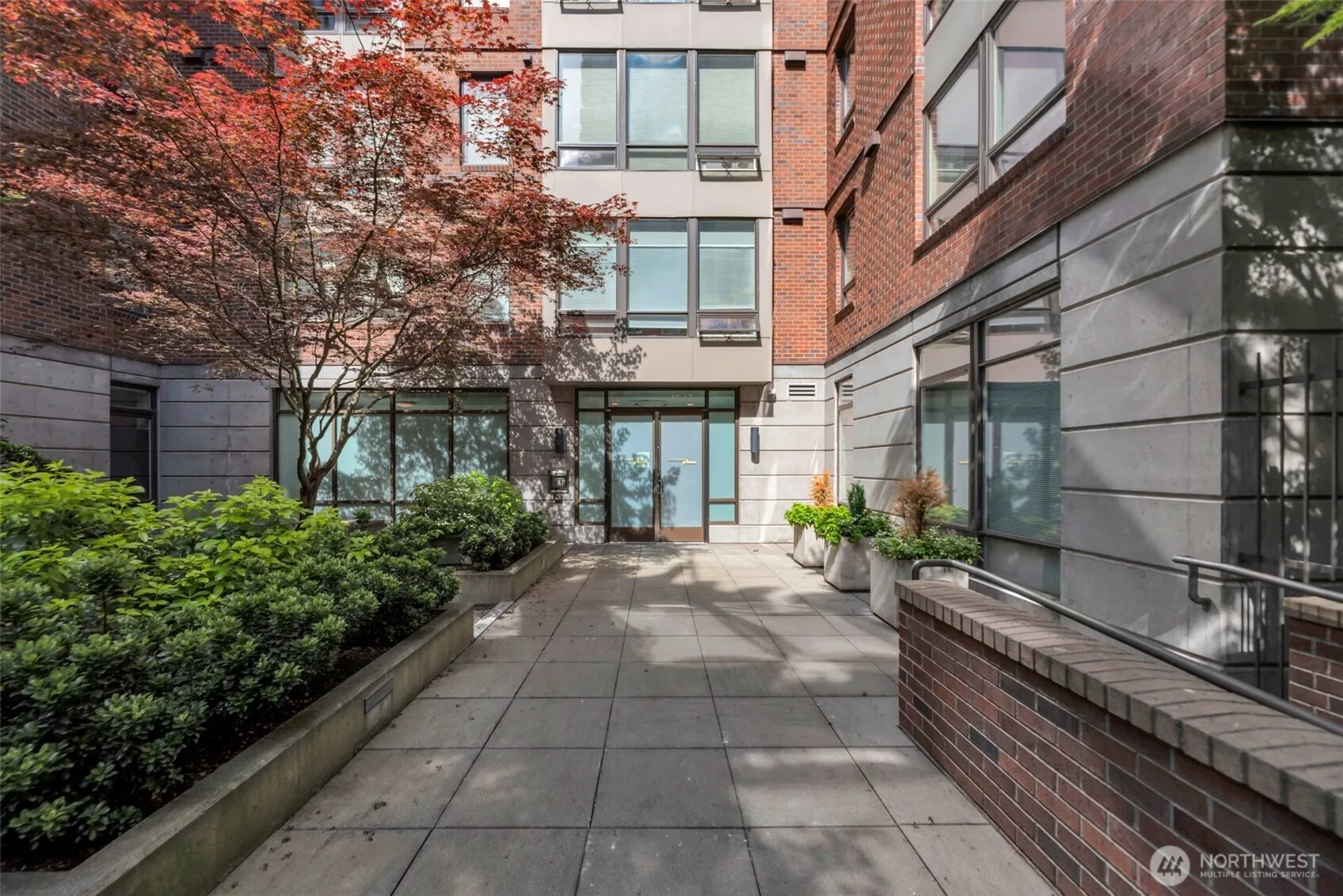 Property photo for 4547 8th Avenue Ne #203, Seattle