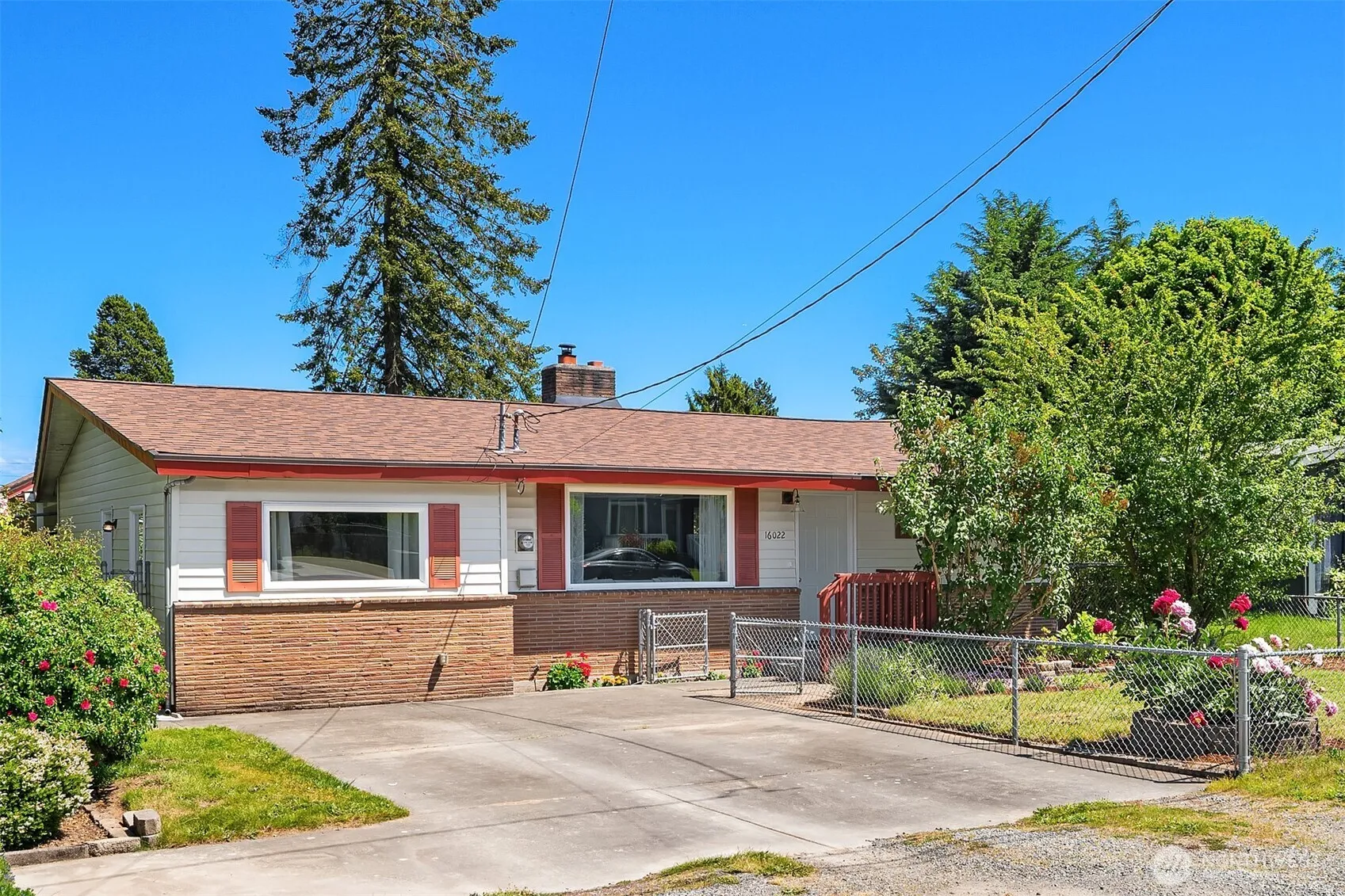Property photo for 16022 11th Avenue Sw, Burien