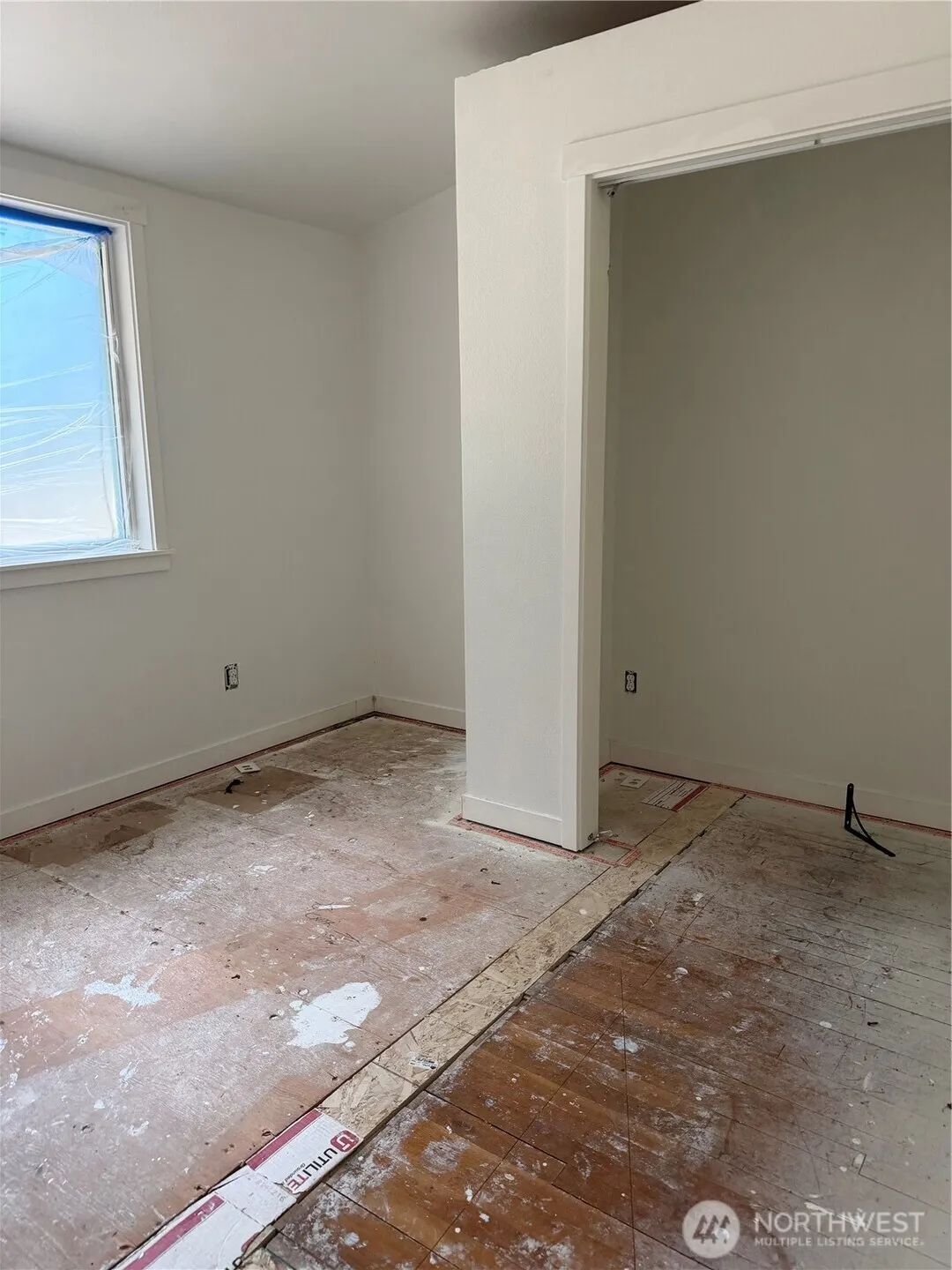 Property photo for 3252 Herren Avenue, Bremerton photo 4