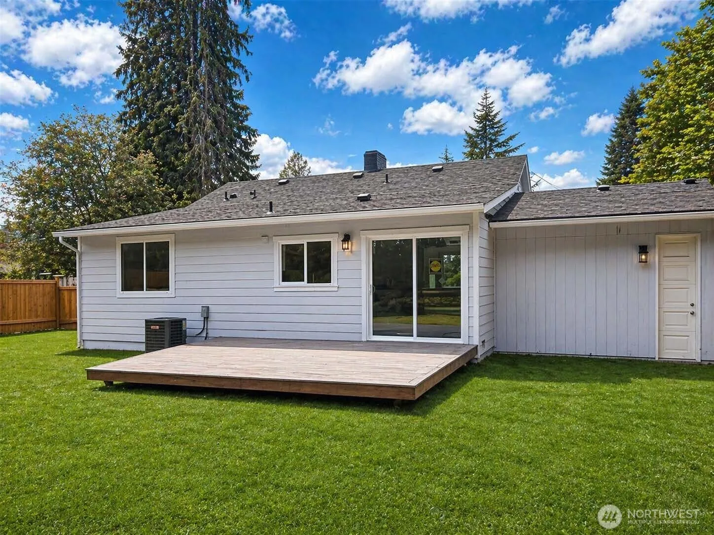 Property photo for 3252 Herren Avenue, Bremerton photo 2