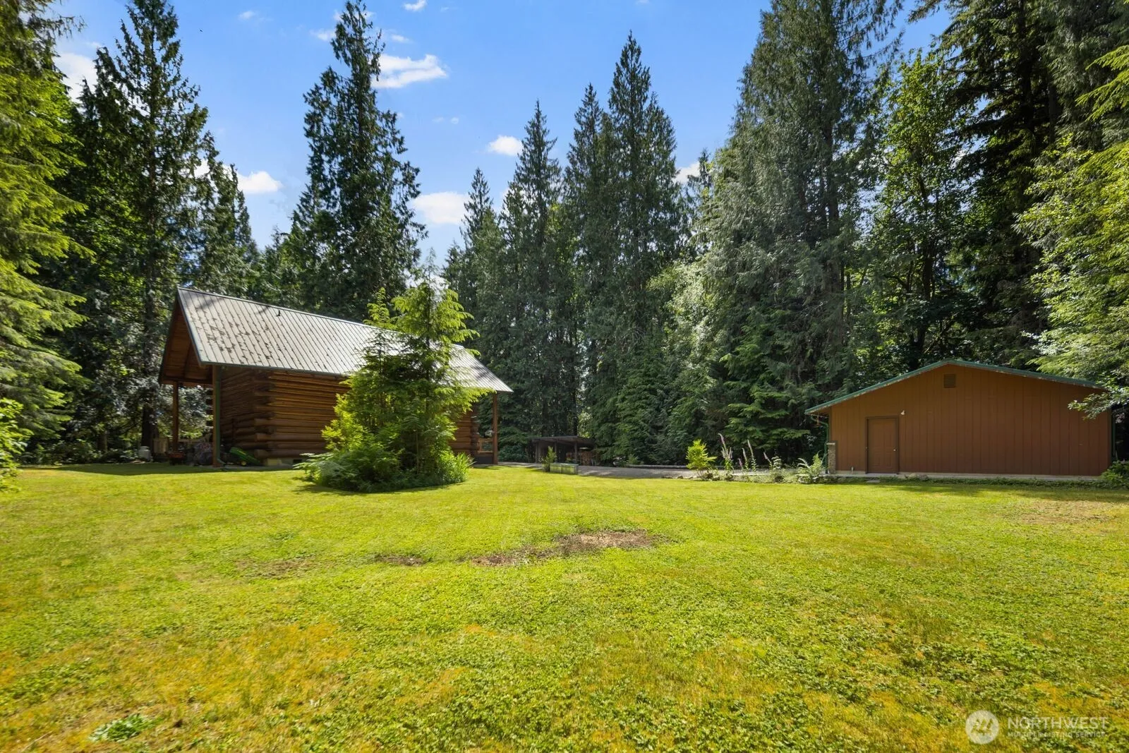 Property photo for 129 N Lake Roesiger Road, Snohomish photo 4