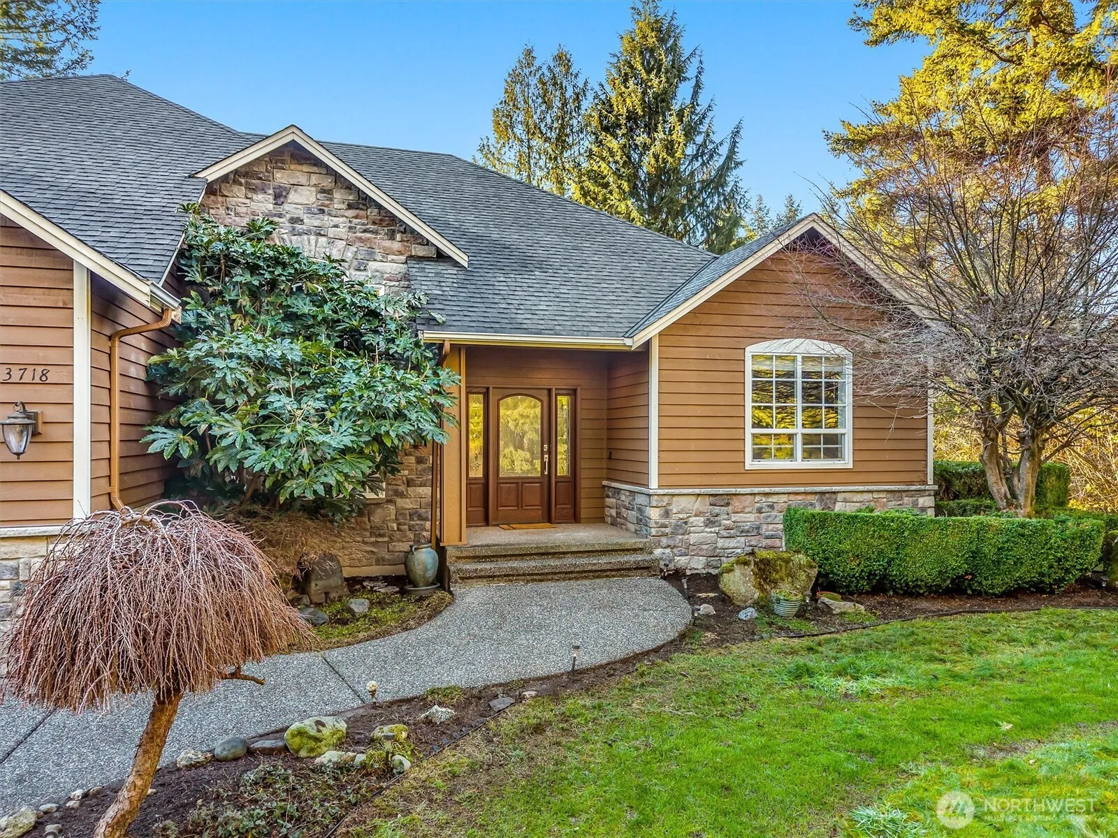 Property photo for 13718 58th Street Se, Snohomish