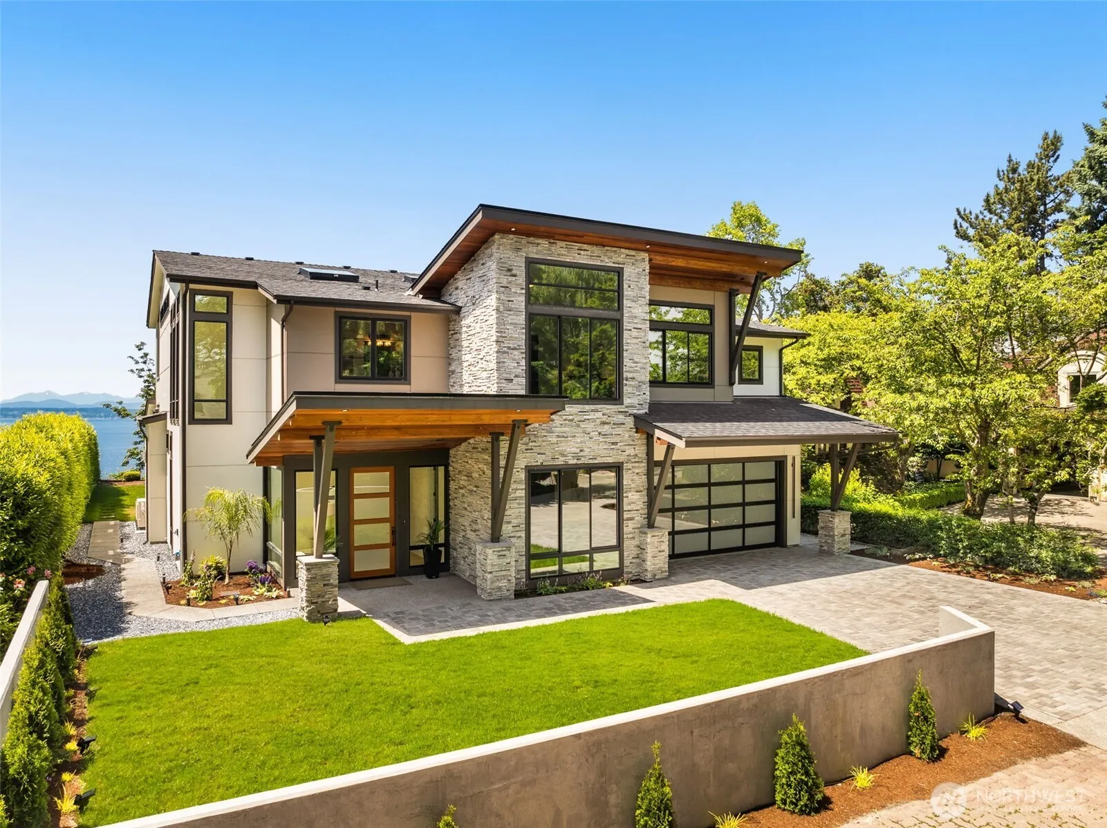 4800 52nd Avenue Sw, Seattle