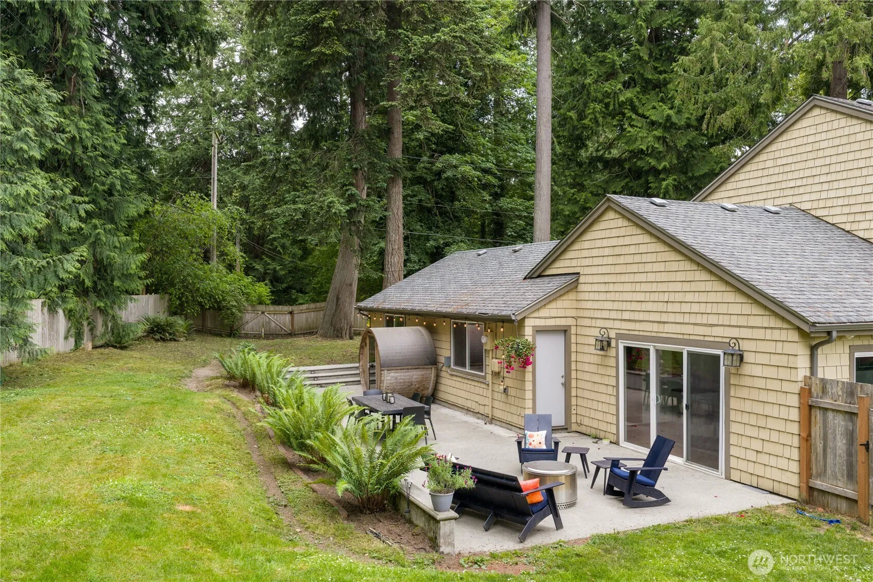 Property photo for 15104 Surise Drive Ne, Bainbridge Island