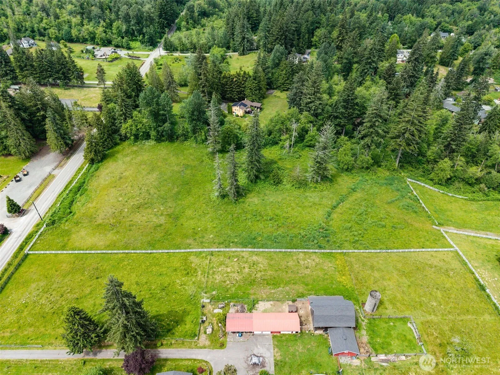Property photo for 264 Xx Se 200th Street, Maple Valley photo 5