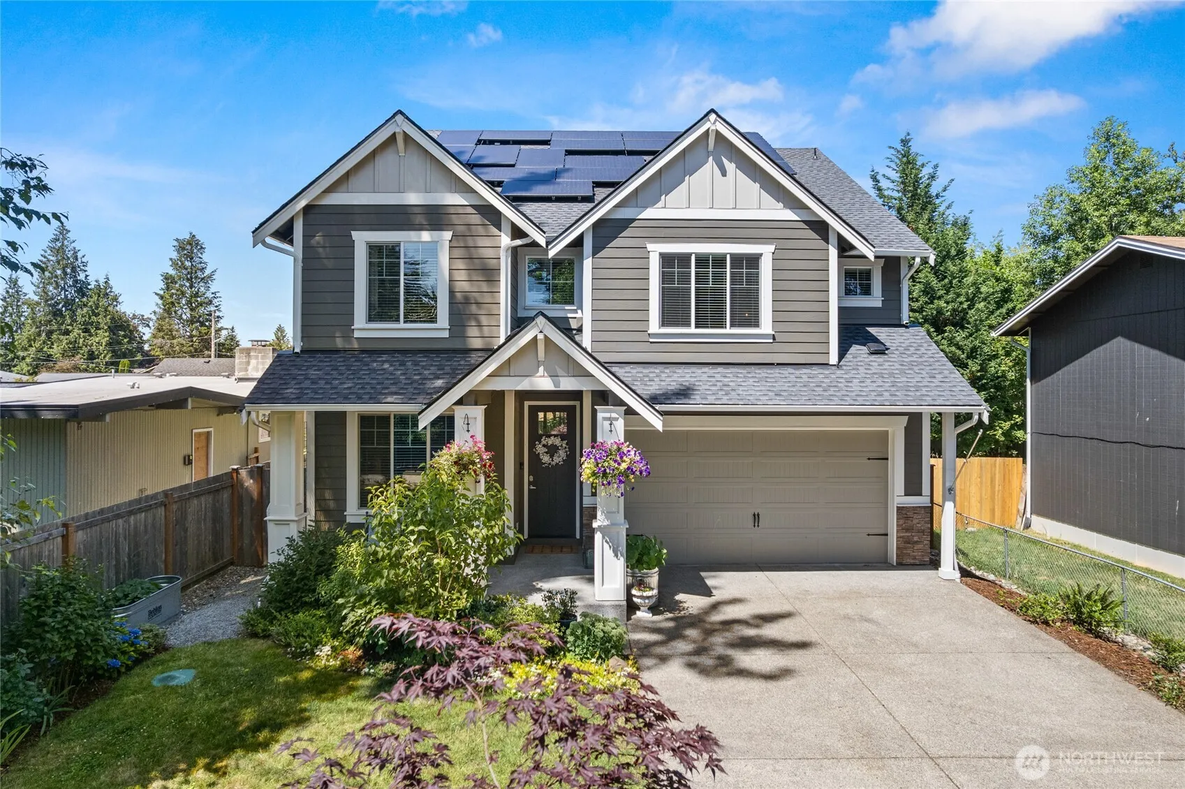 Property photo for 21812 Se 270th Street, Maple Valley photo 2
