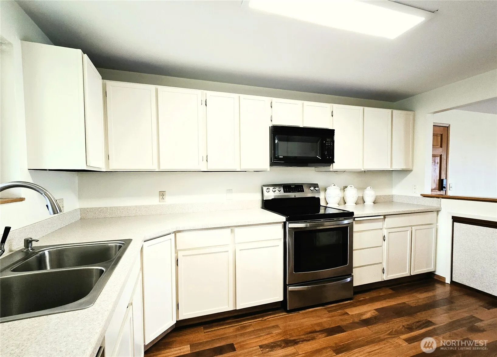 Property photo for 1301 S 3rd Avenue #2b, Sequim photo 5
