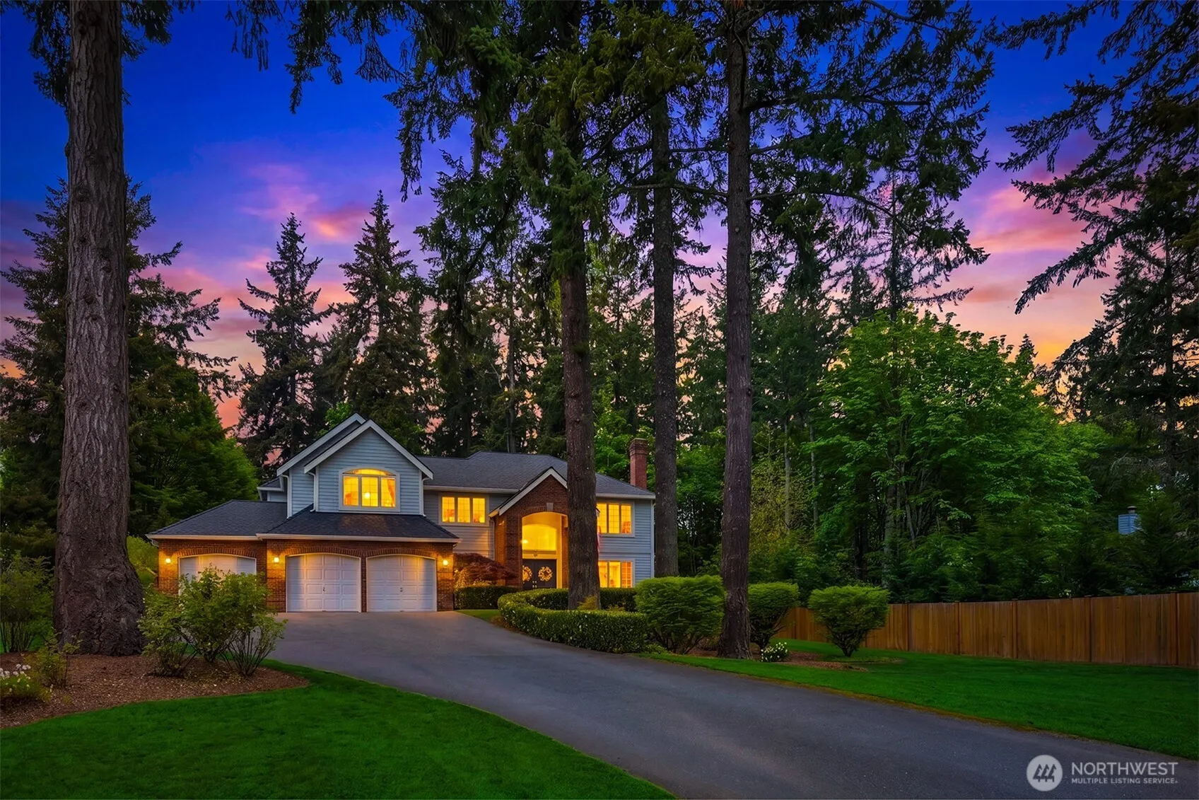 Property photo for 21728 Ne 81st Street, Redmond