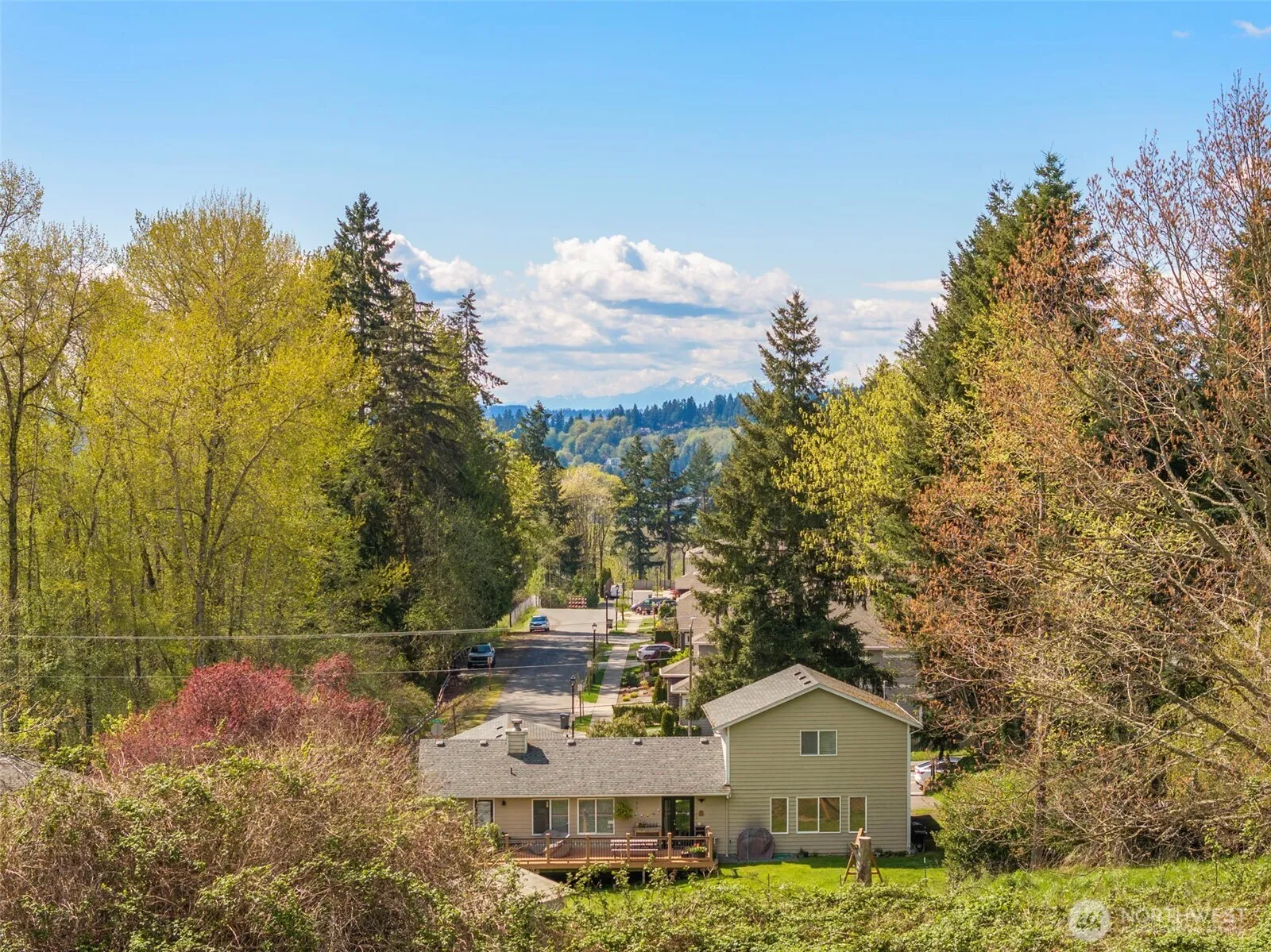 Property photo for 8057 118th Avenue Se, Newcastle photo 4