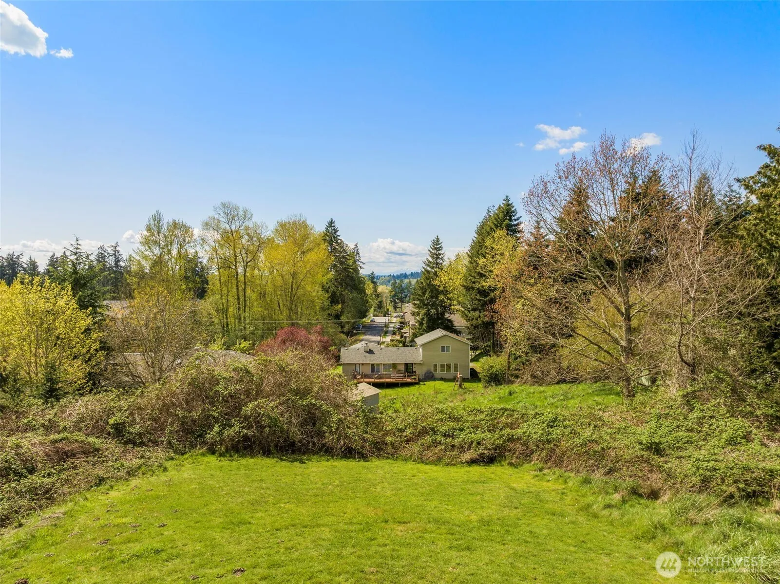 Property photo for 8057 118th Avenue Se, Newcastle photo 3