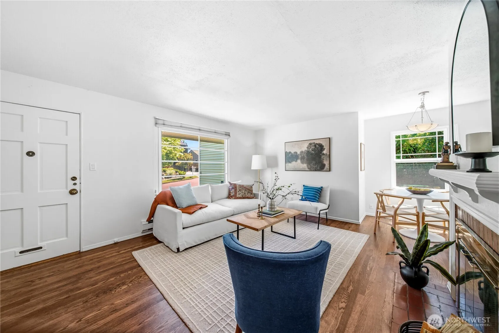 Property photo for 8221 23rd Avenue Ne, Seattle photo 3