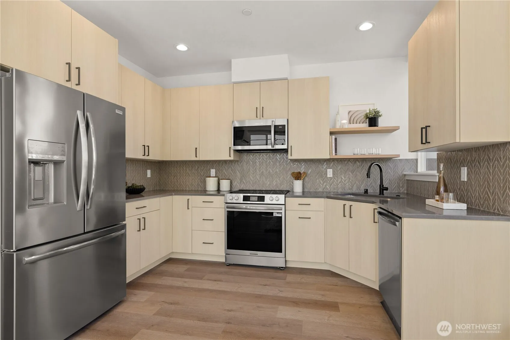 Property photo for 2230 B Nw 60th Street, Seattle photo 5