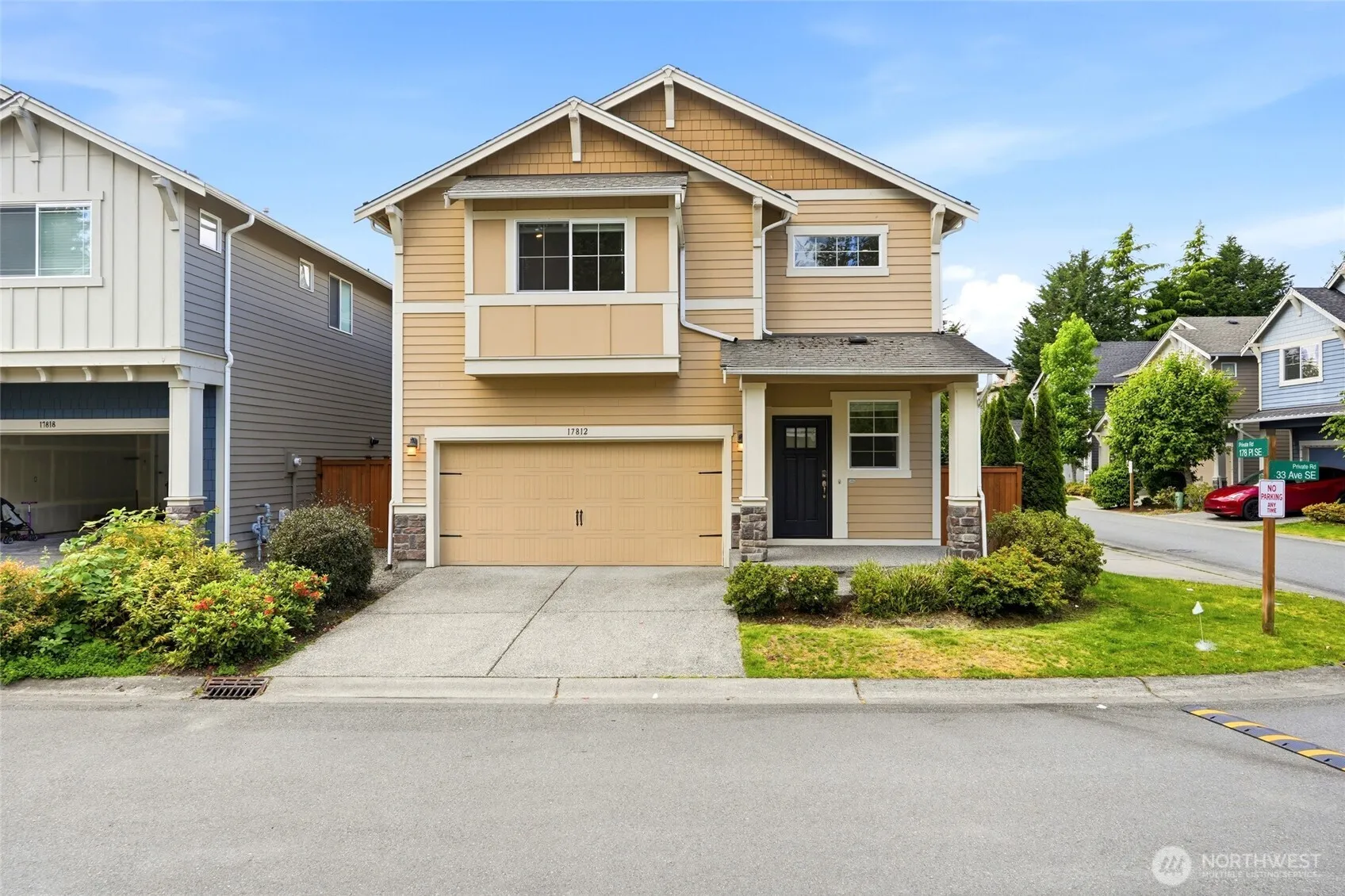 Property photo for 17812 33rd Avenue Se, Bothell photo 2