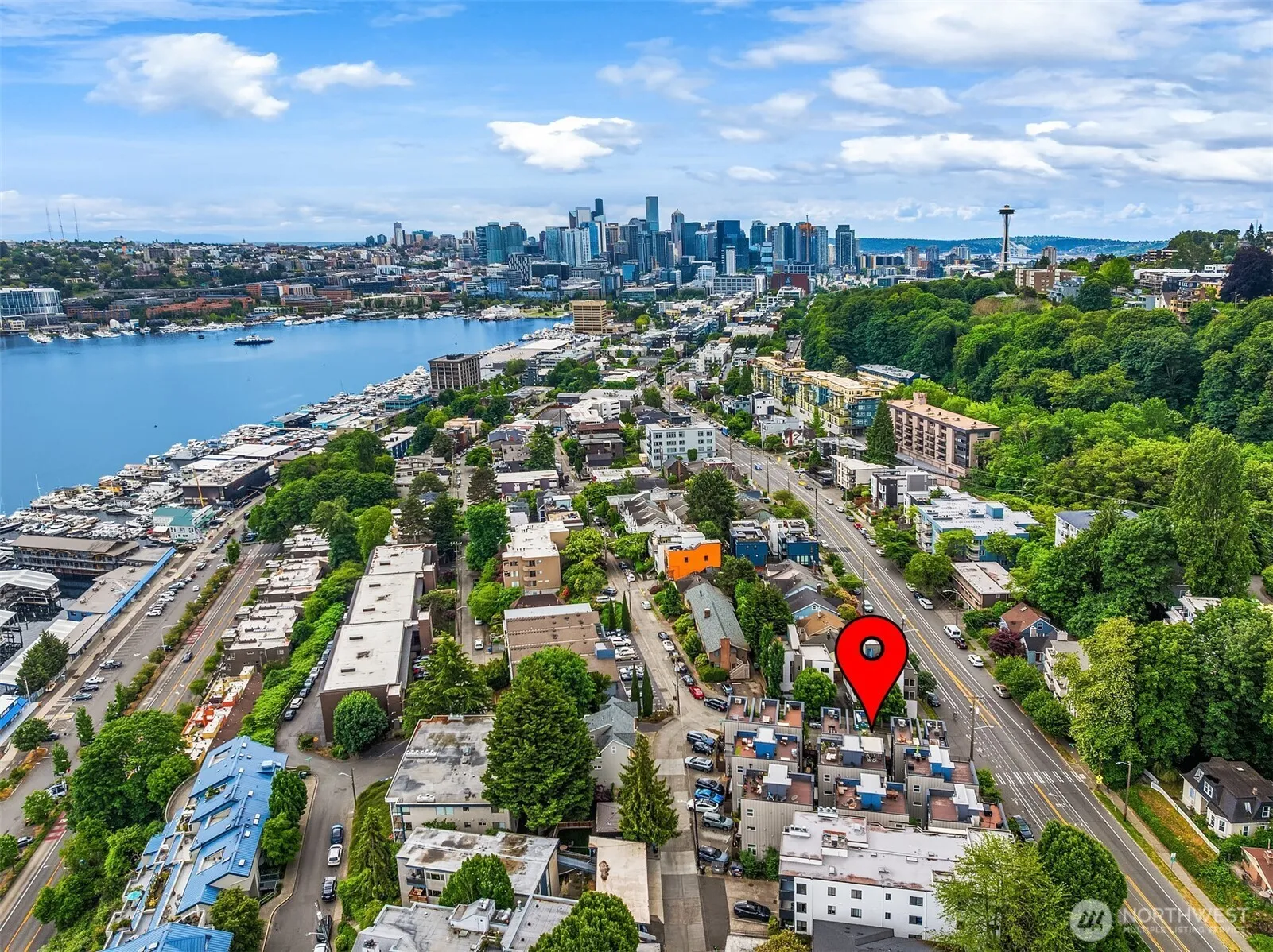 Property photo for 2404 Dexter Avenue N #d, Seattle photo 4