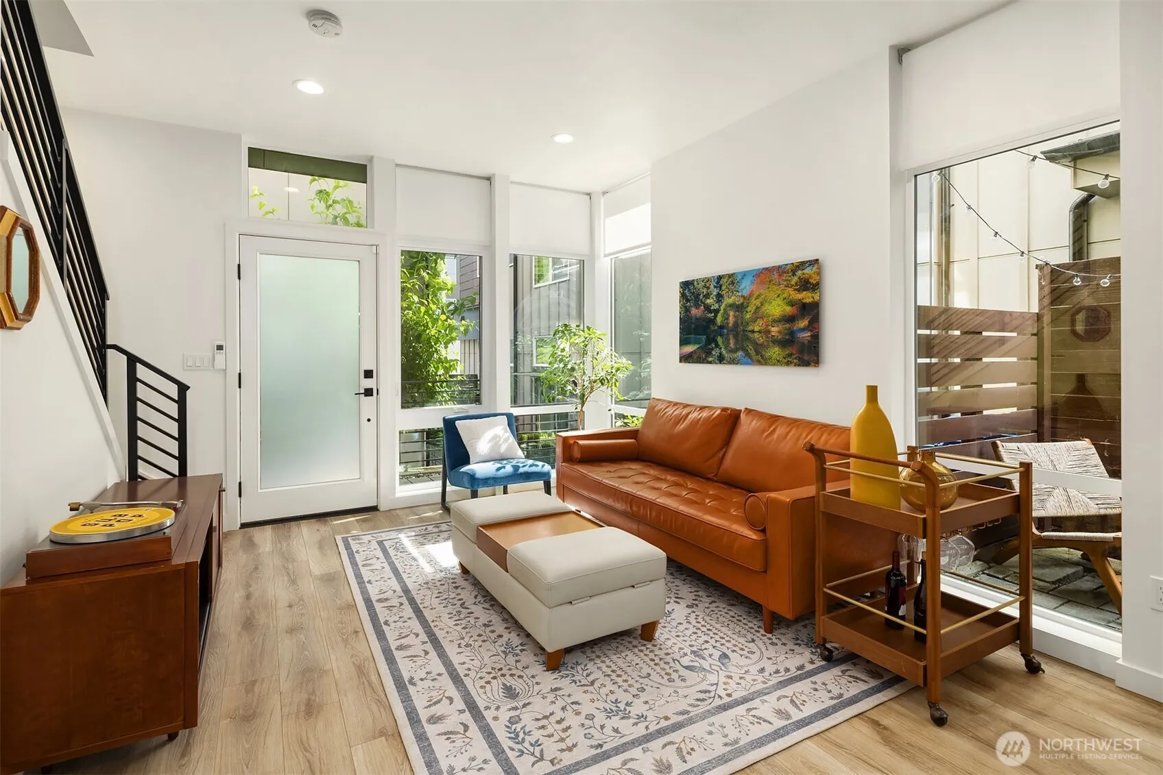 Property photo for 2404 Dexter Avenue N #d, Seattle photo 2