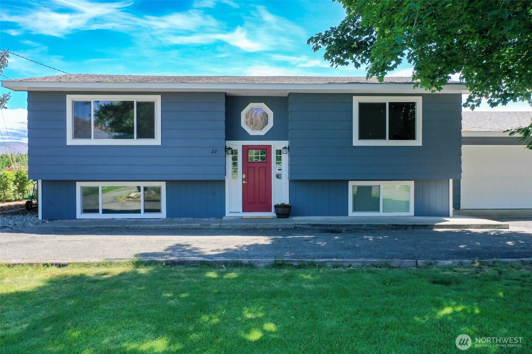 Property photo for 22 Weatherstone Road, Omak