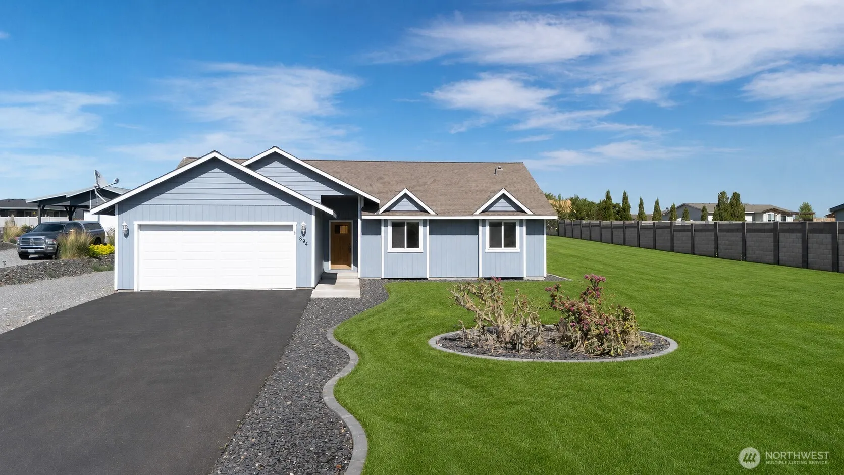 Property photo for 894 Desert Aire Drive Sw, Mattawa