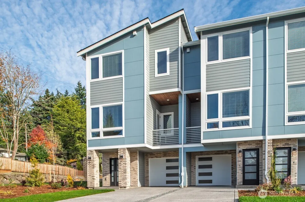 Property photo for 6613 S 128th Street, Seattle