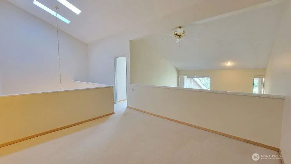 Property photo for 137 143rd Place Ne #30, Bellevue photo 5