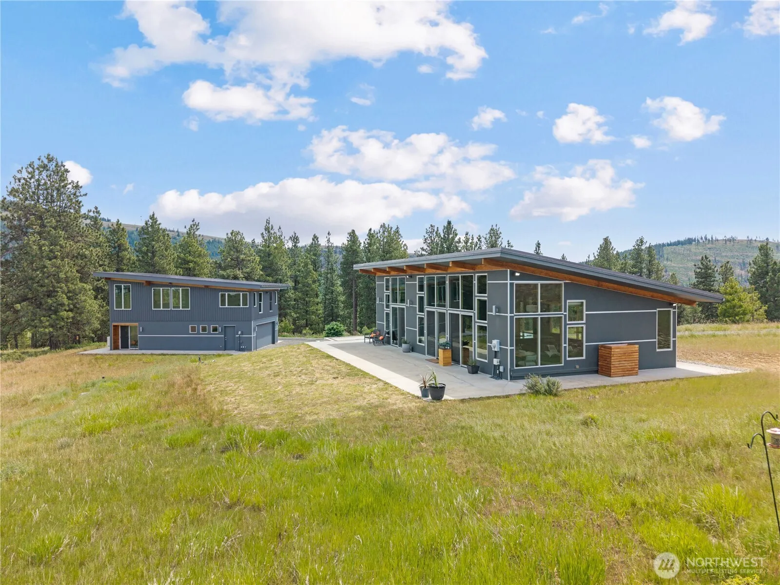 Property photo for 1280 Mountain Creek Drive, Cle Elum photo 3