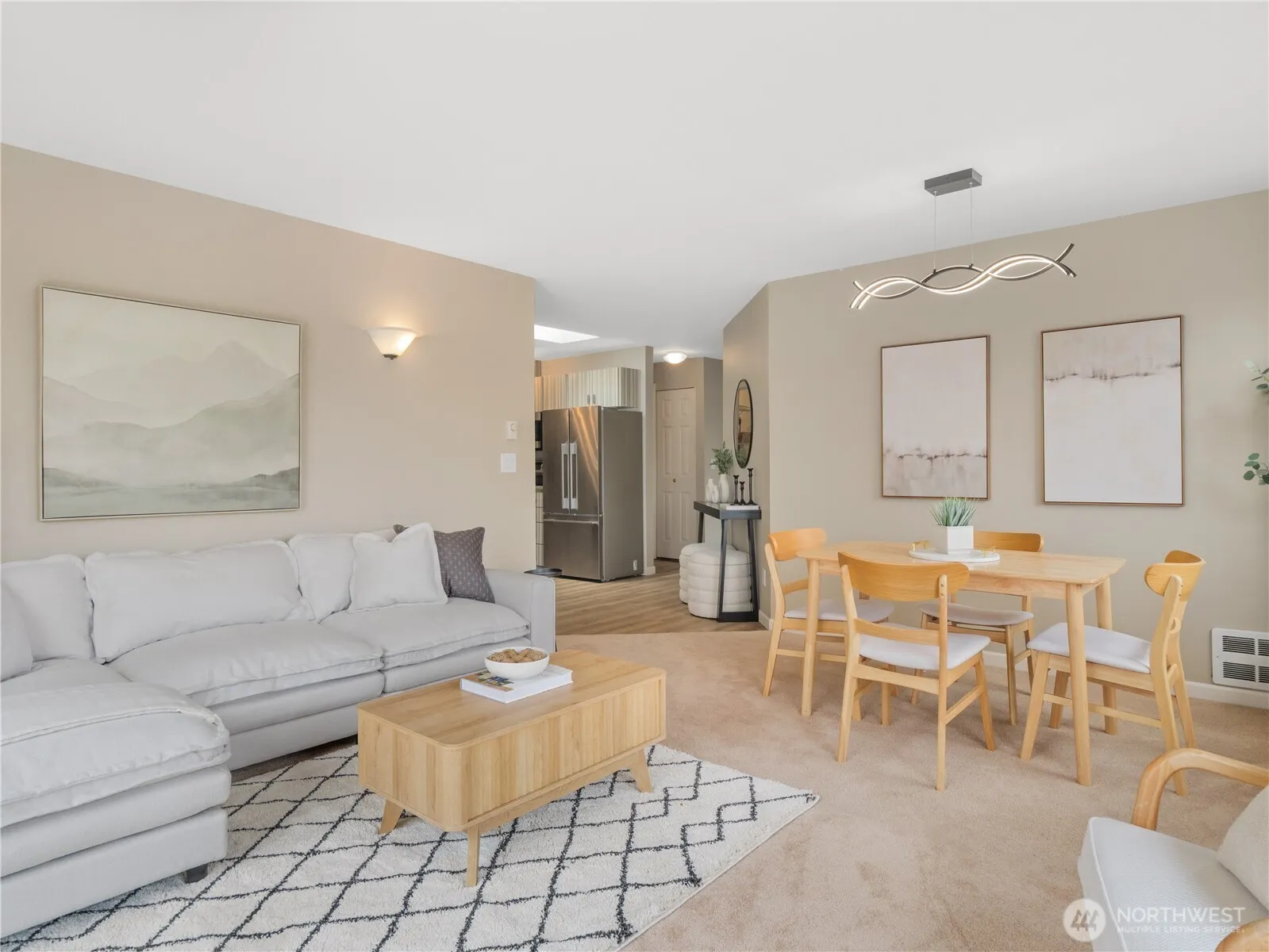 Property photo for 5624 Roosevelt Way Ne #302, Seattle