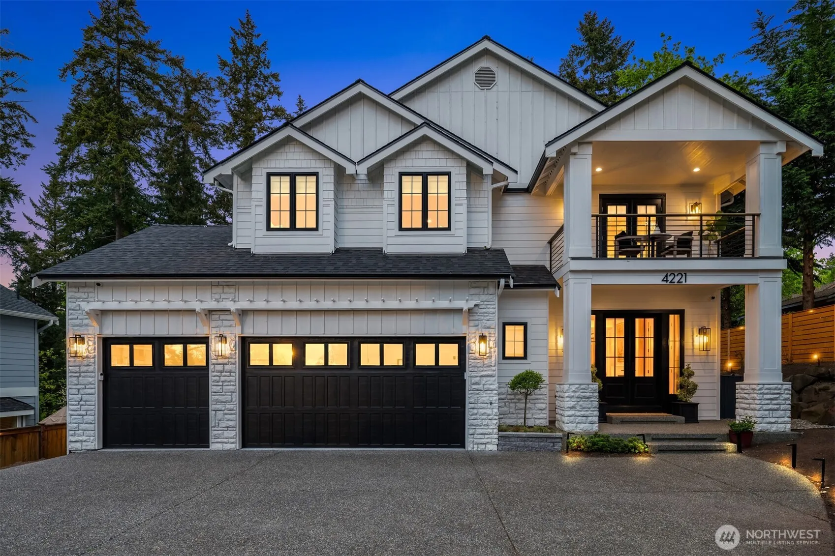 Property photo for 4221 Ne 27th Place, Newcastle