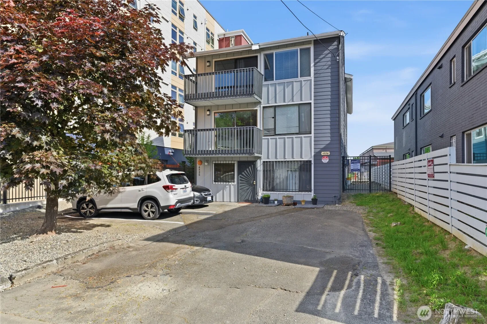 Property photo for 4526 S Henderson Street, Seattle photo 2