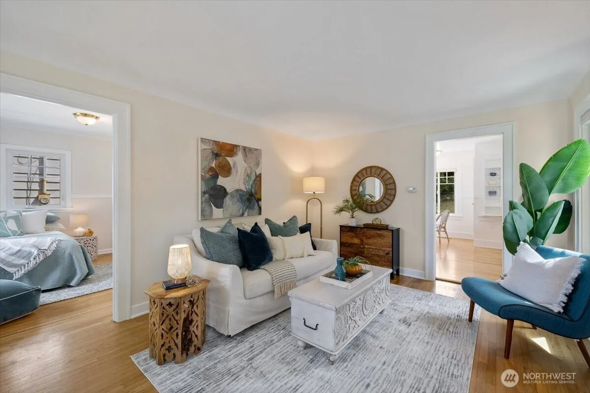 Property photo for 7528 14th Avenue Sw, Seattle photo 4