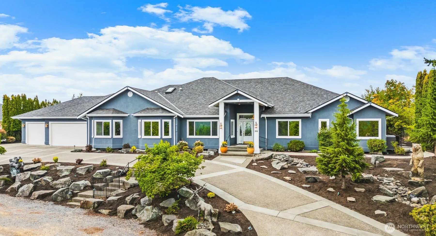 Property photo for 184 Dow Ridge Drive N, Eatonville