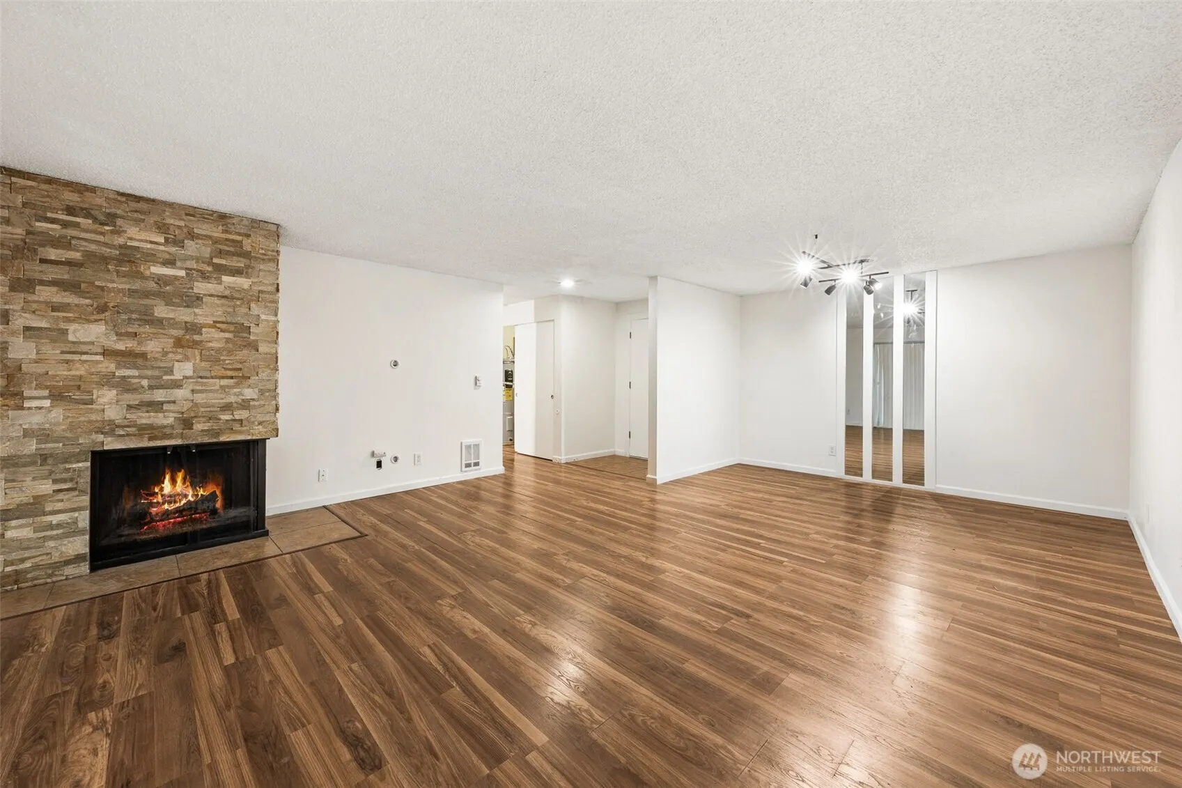 Property photo for 7501 Ruby Drive Sw #i-106, Lakewood photo 3