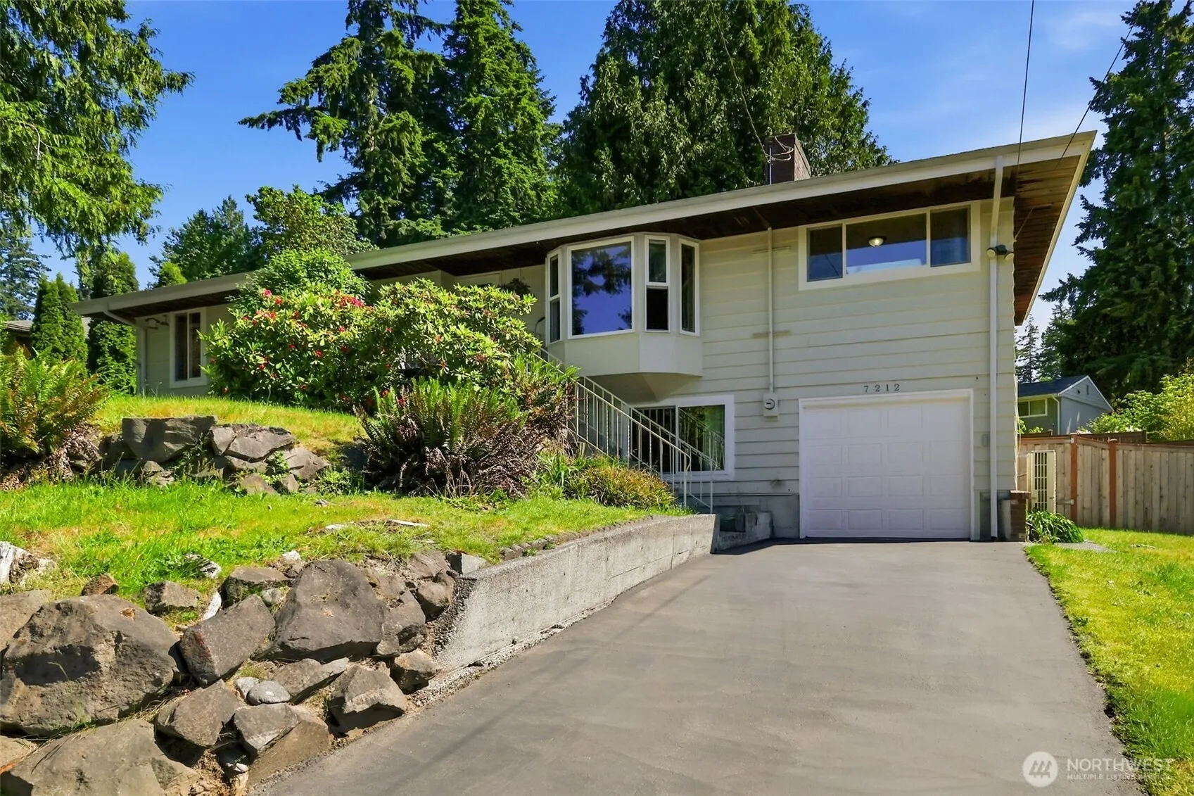 Property photo for 7212 197th Street Sw, Lynnwood