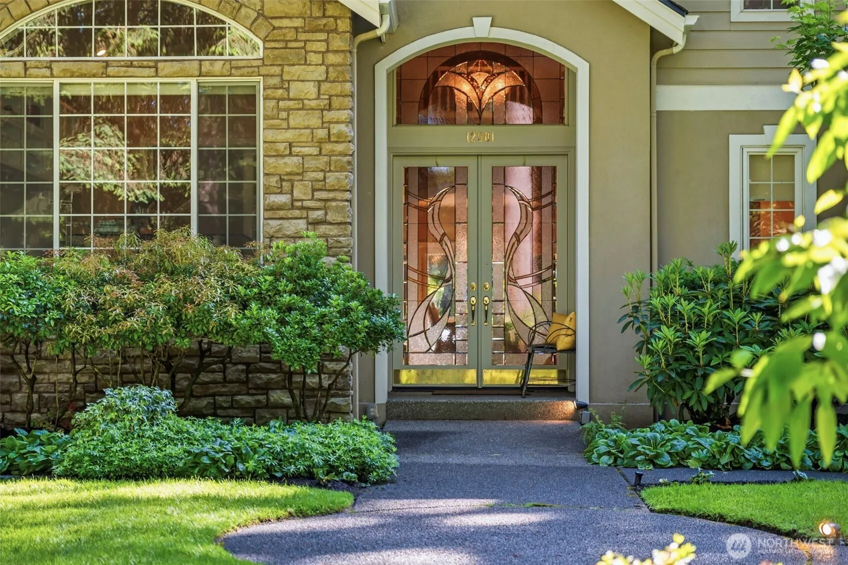 Property photo for 12501 Nuthatch Drive Nw, Gig Harbor photo 2