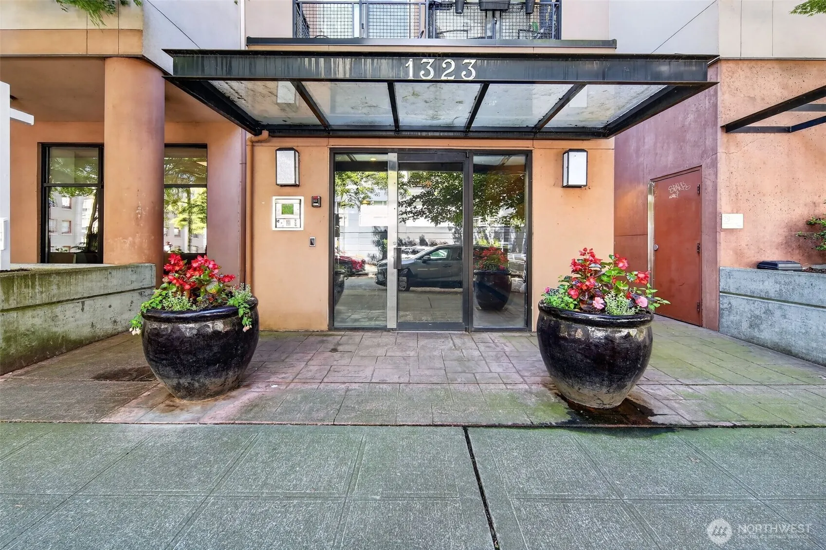 Property photo for 1323 Boren Avenue #412, Seattle