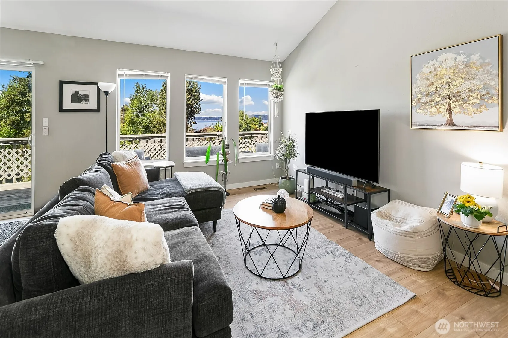 Property photo for 27917 10th Avenue S #unit 1, Des Moines photo 2