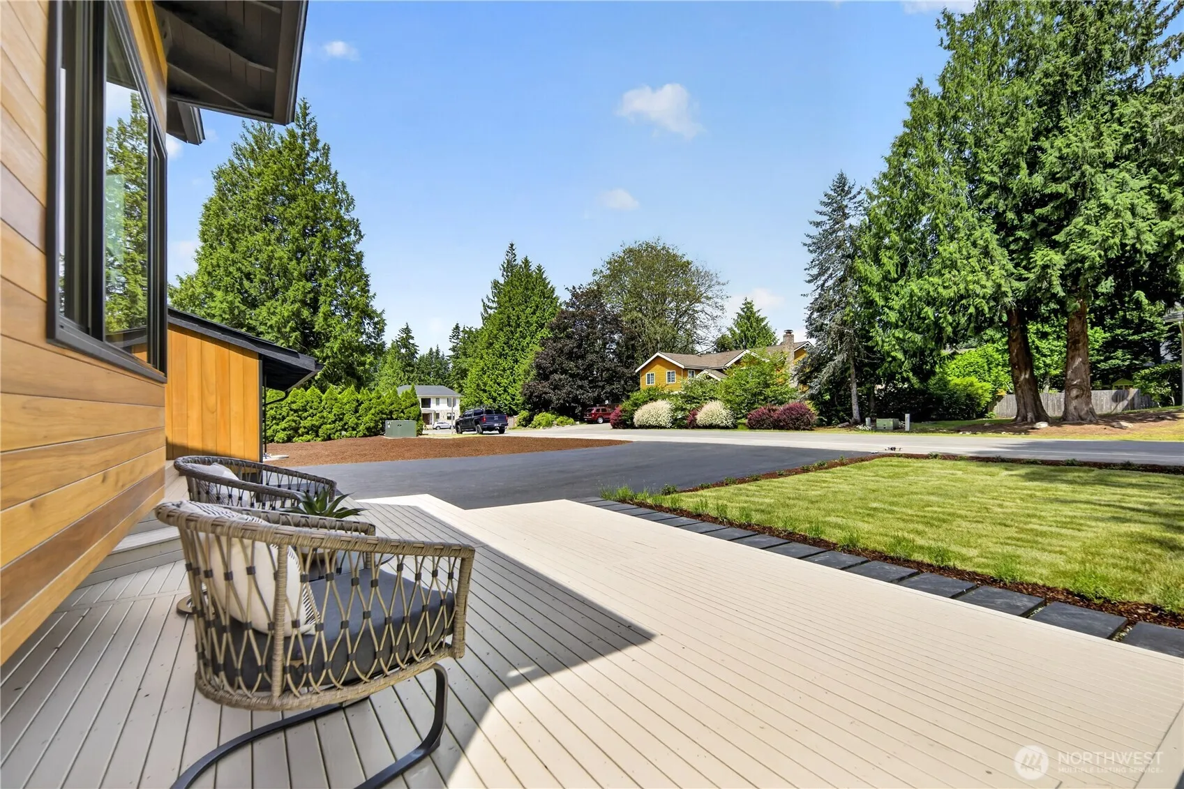 Property photo for 17409 Ne 136th Street, Redmond photo 3