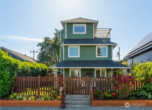 Property photo for 98126 5653 34th Avenue Sw, Seattle
