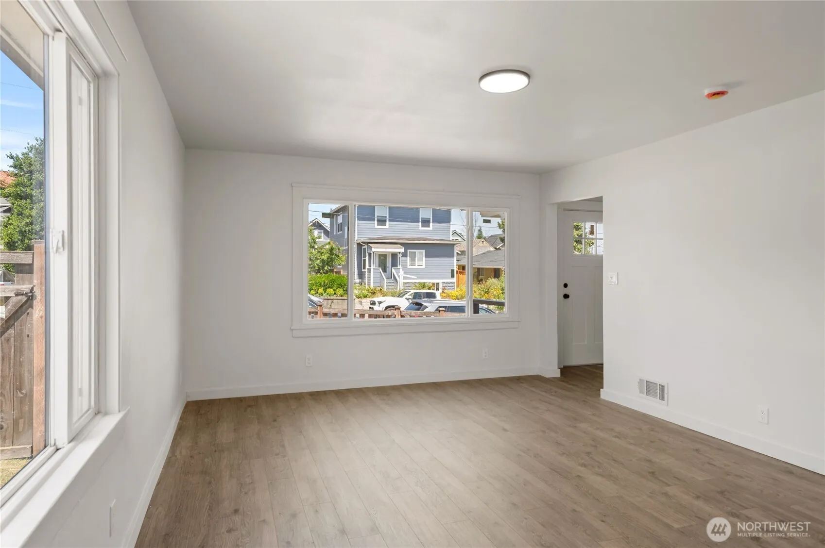 Property photo for 1231 4th Street, Bremerton photo 3