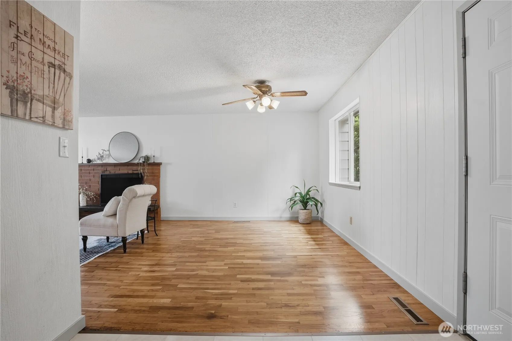 Property photo for 360 Tremont Street W, Port Orchard photo 3