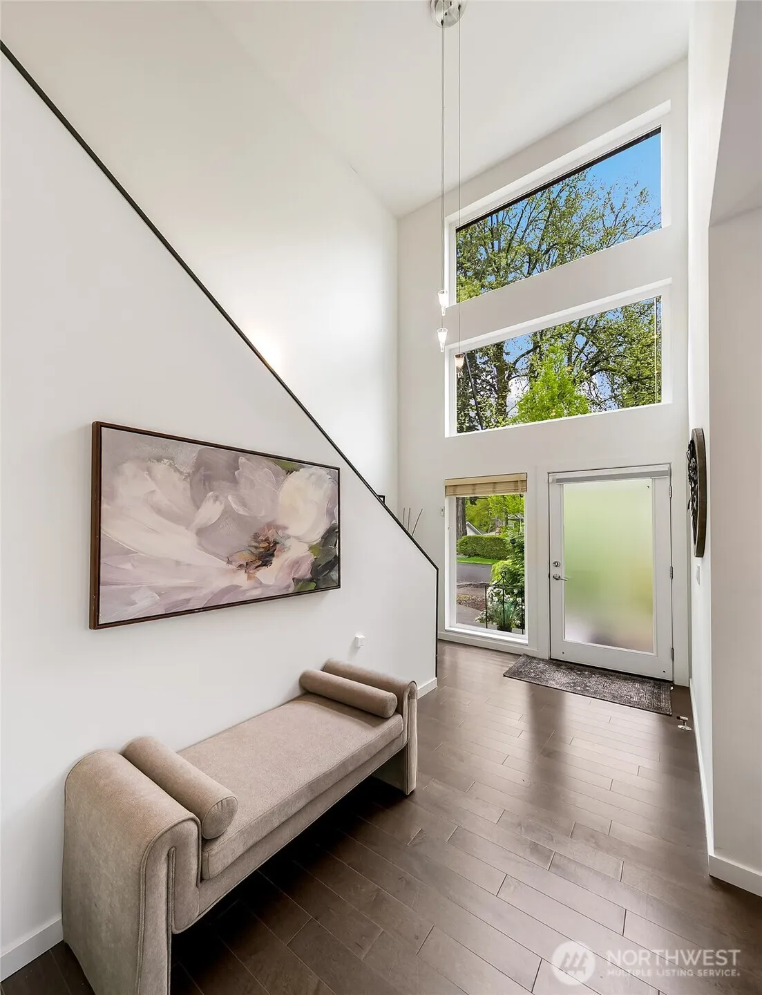 Property photo for 13721 Meridian Avenue N, Seattle photo 4