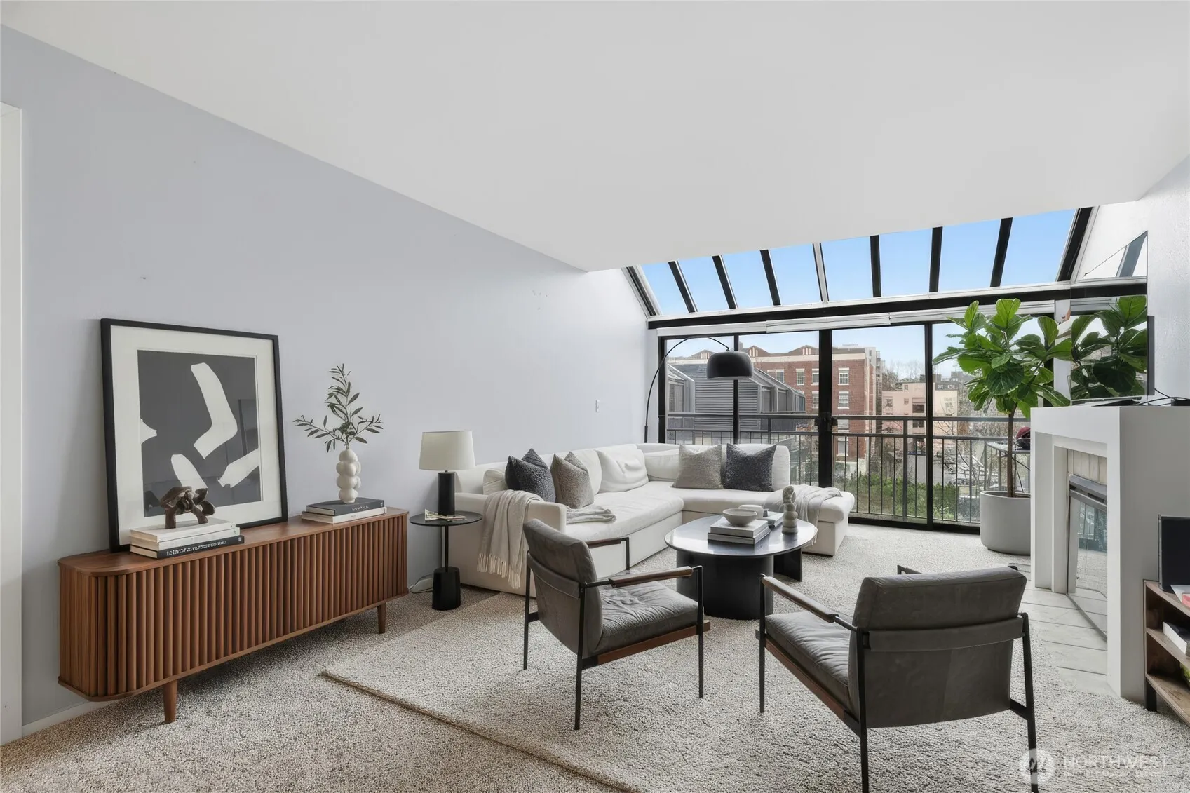 Property photo for 275 W Roy Street #412, Seattle photo 4