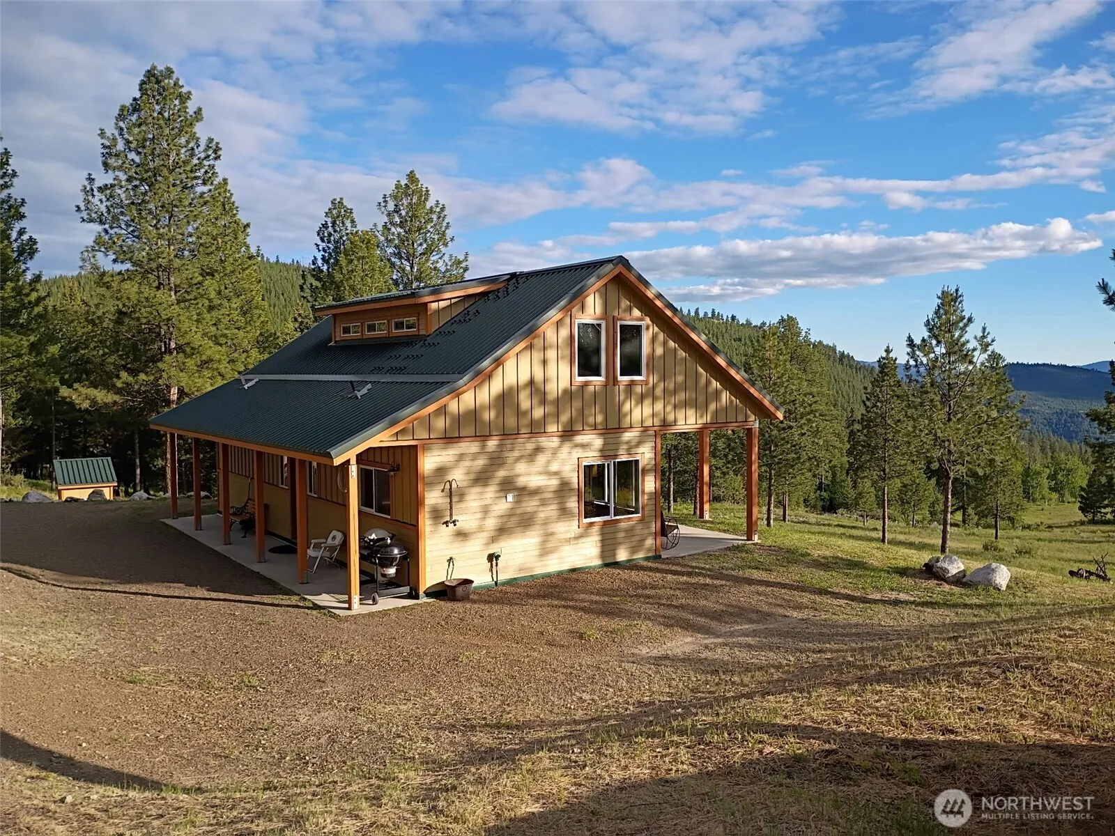 Property photo for 359 Bandtman Road, Tonasket photo 2
