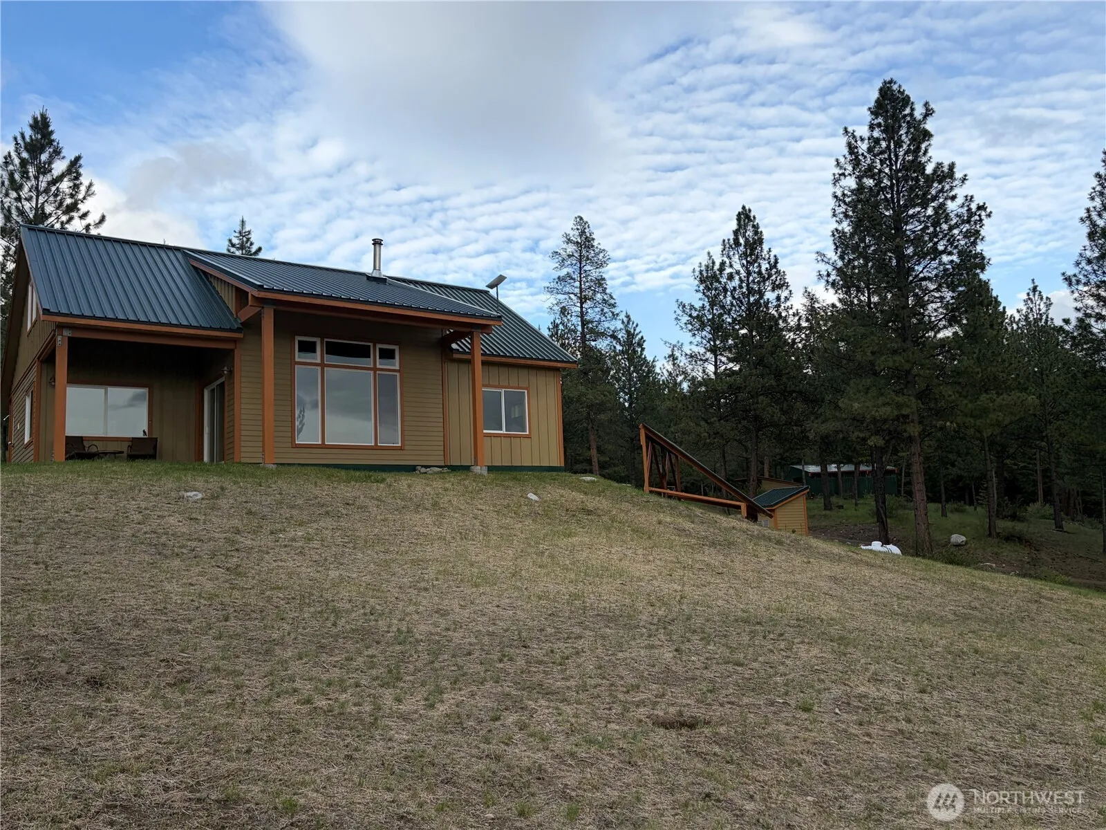 Property photo for 359 Bandtman Road, Tonasket photo 4