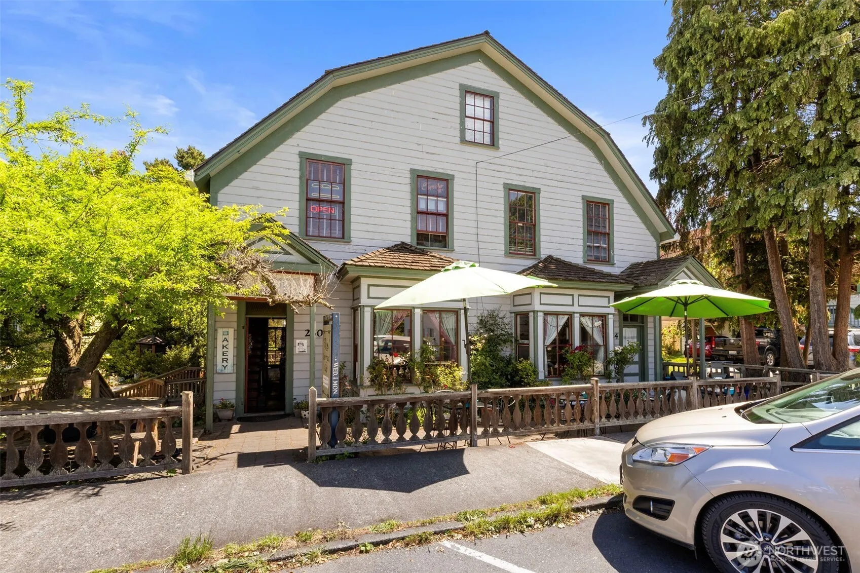 Property photo for 230 Quincy Street, Port Townsend photo 4