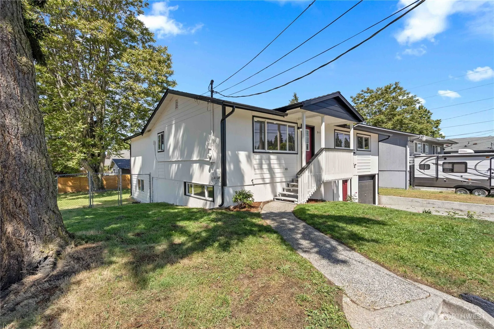 Property photo for 8418 S Thompson Avenue, Tacoma photo 4